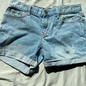 gap 1969 sexy boyfriend jean shorts in size 28